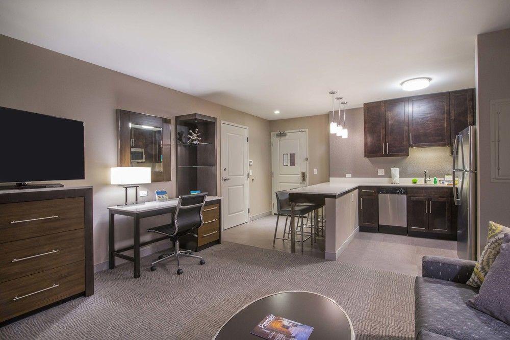 Towneplace Suites By Marriott Boston Logan Airport/Chelsea Exteriör bild