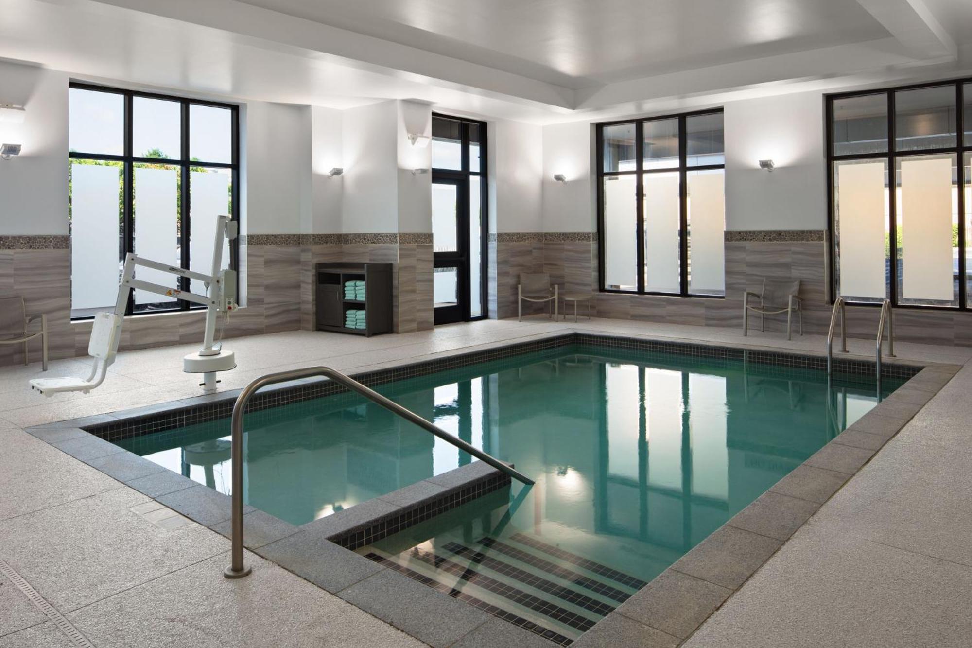 Towneplace Suites By Marriott Boston Logan Airport/Chelsea Exteriör bild