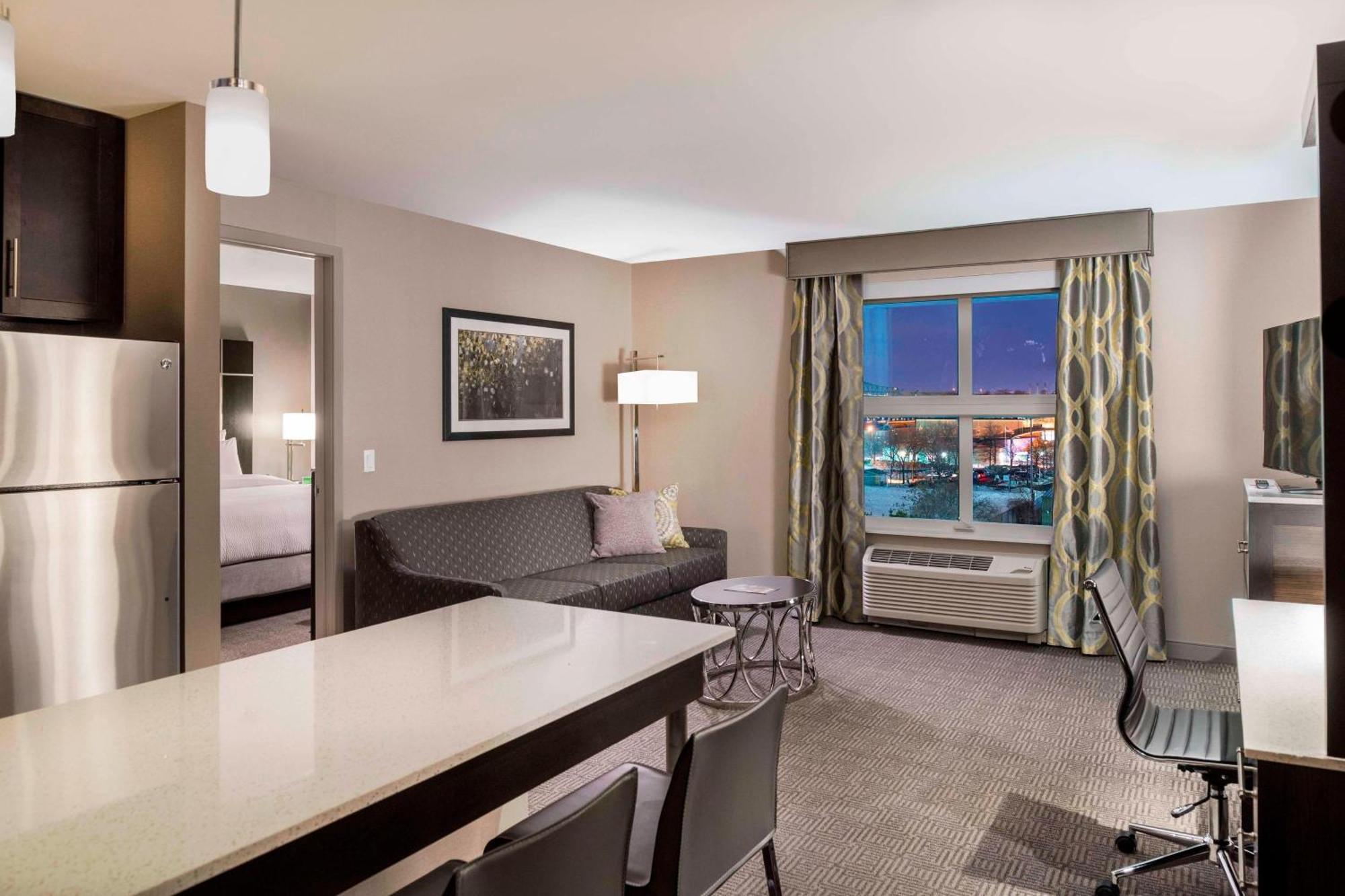 Towneplace Suites By Marriott Boston Logan Airport/Chelsea Exteriör bild